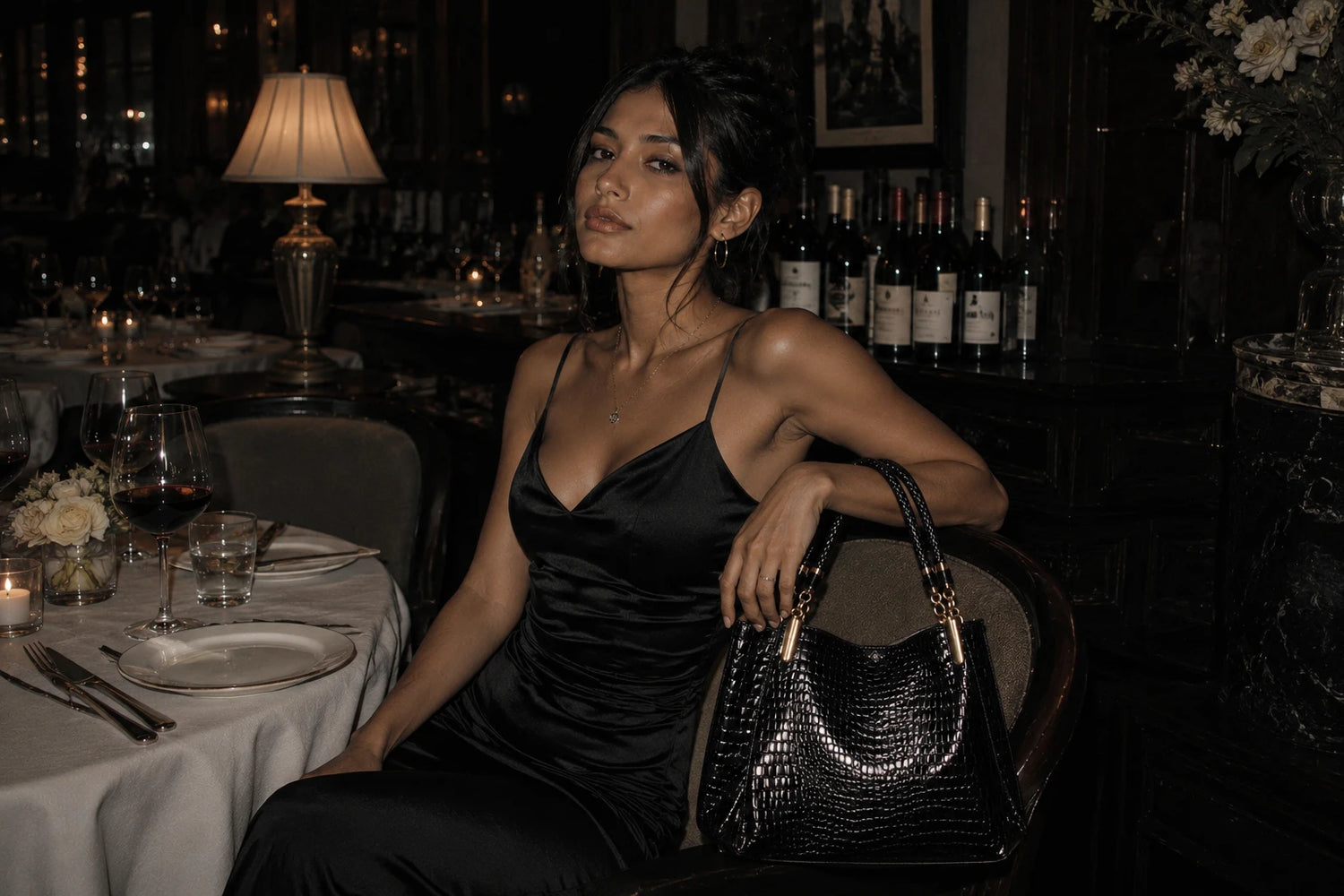 bolsa-de-luxo-feminina-em-campanha-sofisticada