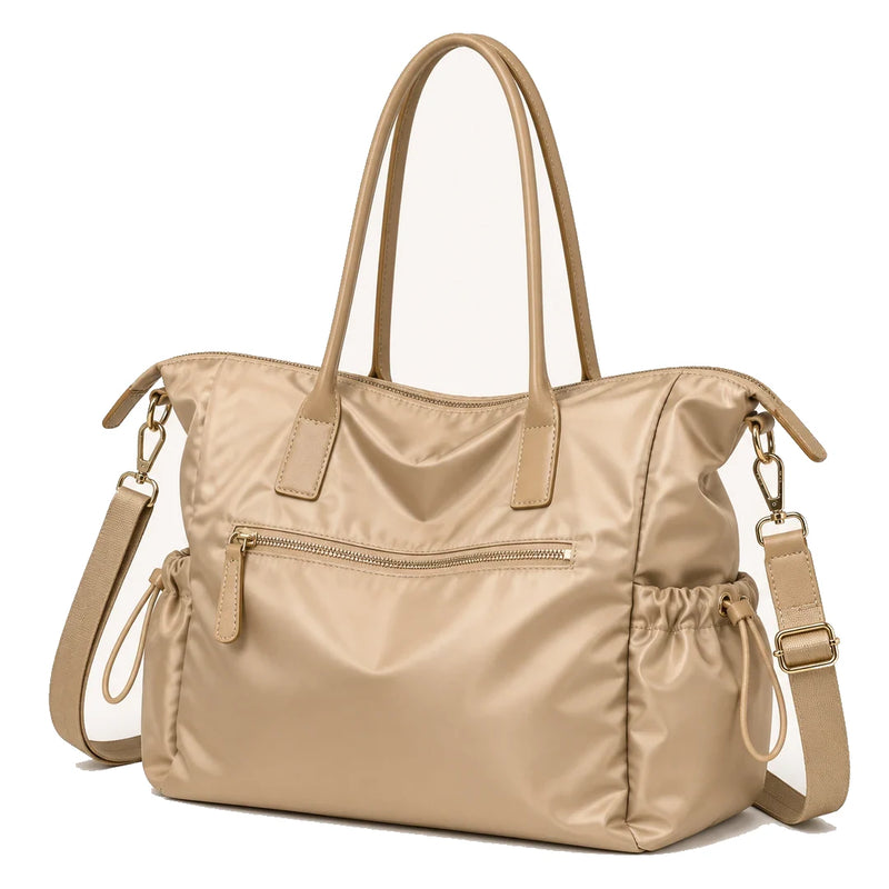Bolsa Feminina Grande Modelo Aurora Nylon Vintage Bege em fundo branco | Femily