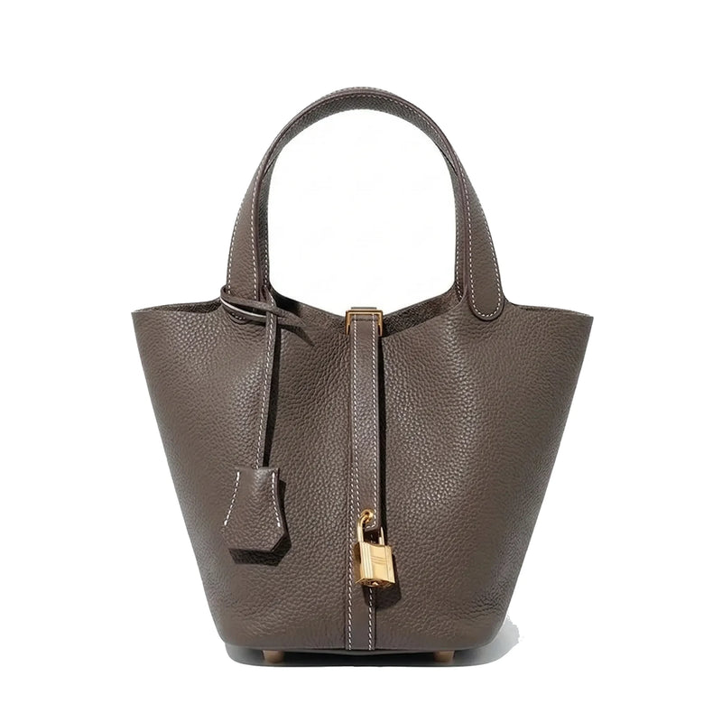 Bolsa Pequena em Couro Genuíno Avelin Cinza — vista principal | Femily