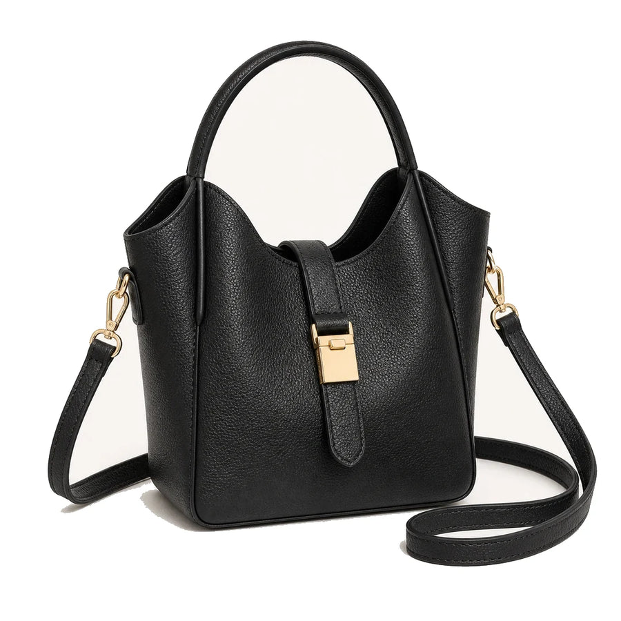 Bolsa Feminina Transversal Modelo Siena Bucket Elegante Preta em fundo branco | Femily