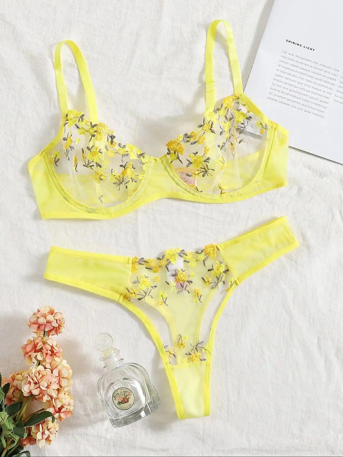 Conjunto de Lingerie Transparente ©